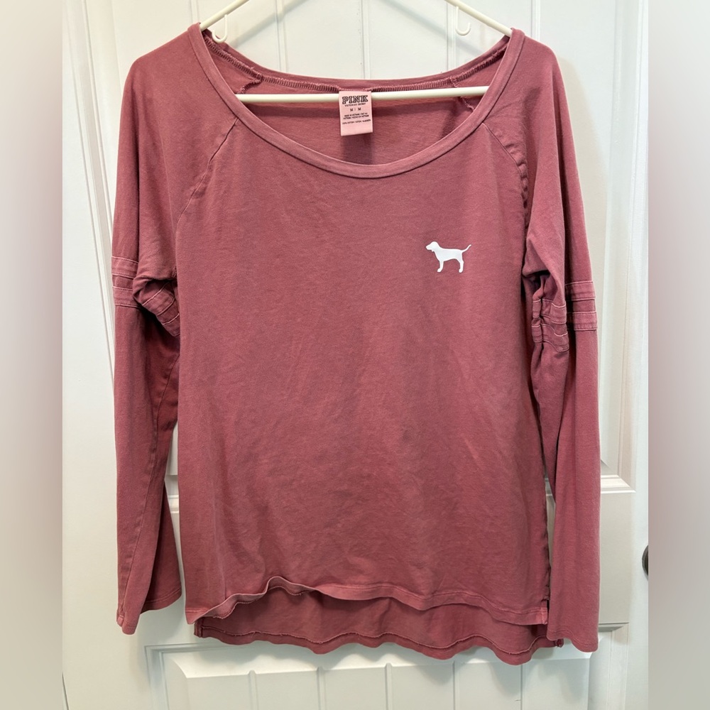 PINK by Victoria Secret Women's Pink Long Sleeve scoop neck Top. Size Medium.
